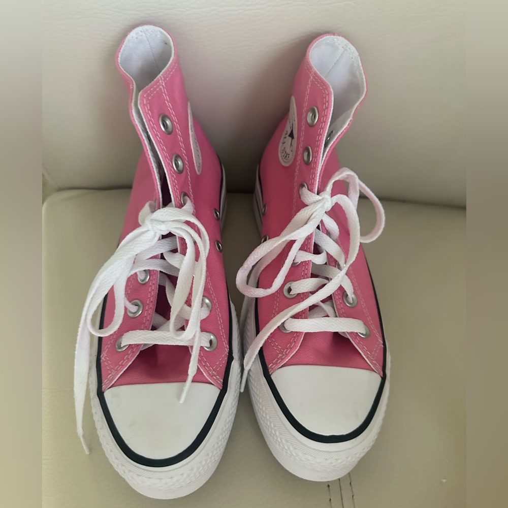 New Converse Men’s Platform Pink Size 4.5
